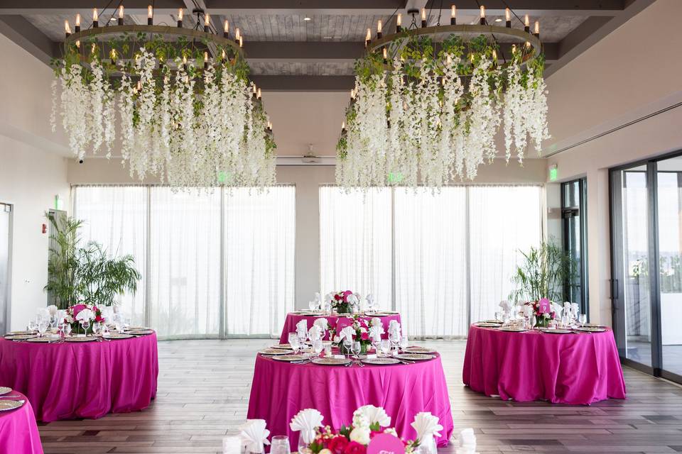 Arrangement over pedestals
