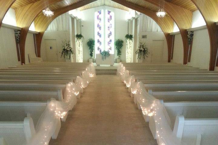 Glen gables beautiful wedding chapel will seat up to 250 guests and you get a coordinator for the day! Let us make your wedding stressfree