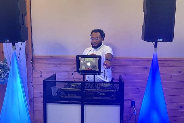 The Jones Collective Djs