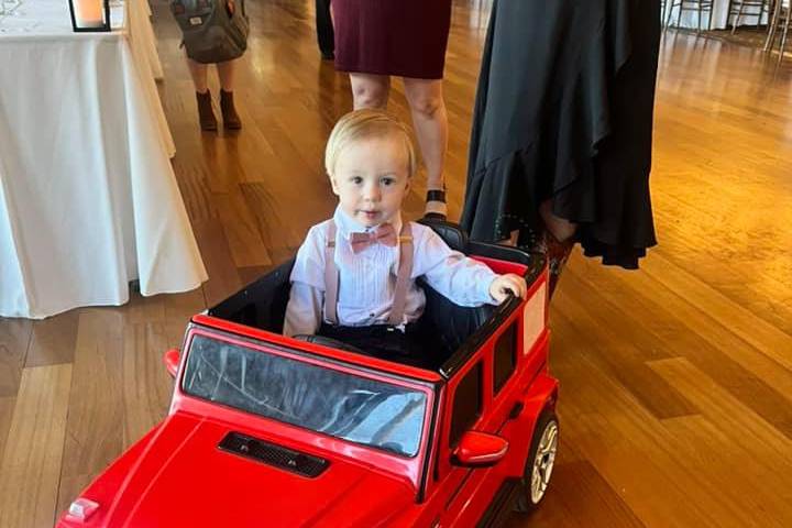 Ring bearer in style