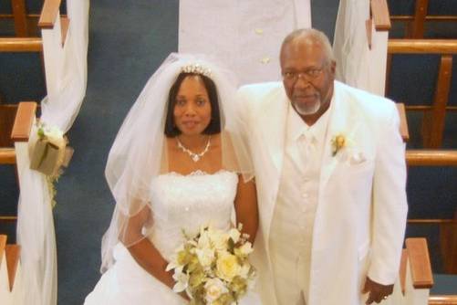 MNH Weddings & Designs, LLC