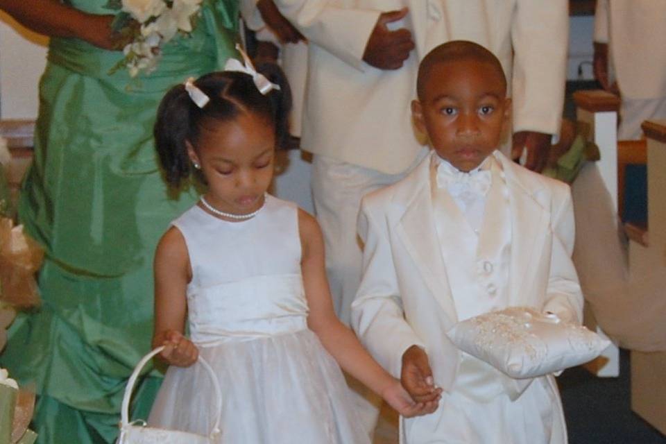 MNH Weddings & Designs, LLC