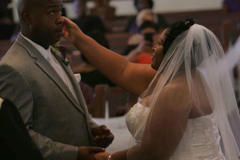 MNH Weddings & Designs, LLC