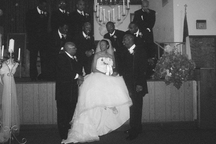 MNH Weddings & Designs, LLC