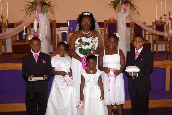 MNH Weddings & Designs, LLC