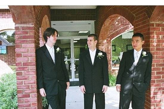 MNH Weddings & Designs, LLC