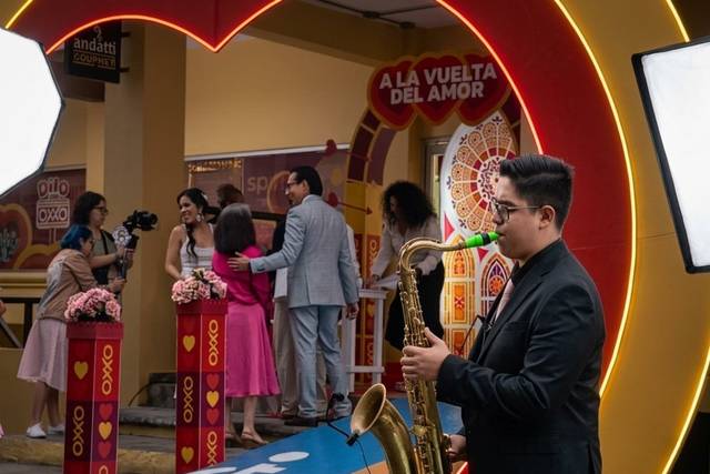 Sax solo & Dj