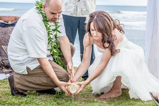 Kauai Wedding Photography by Sam Mitzel