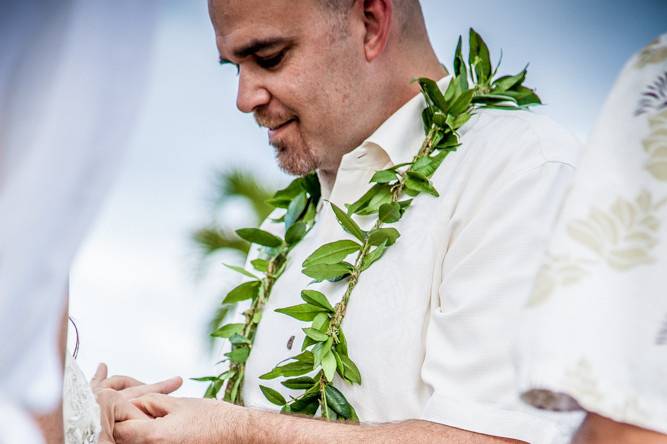 Kauai Wedding Photography by Sam Mitzel