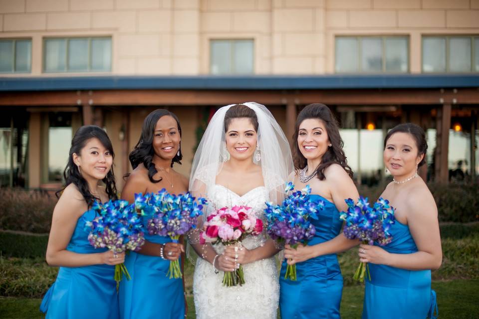 Matching flower bouquets