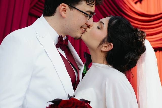 Bridal Bouquet and Boutonnièr