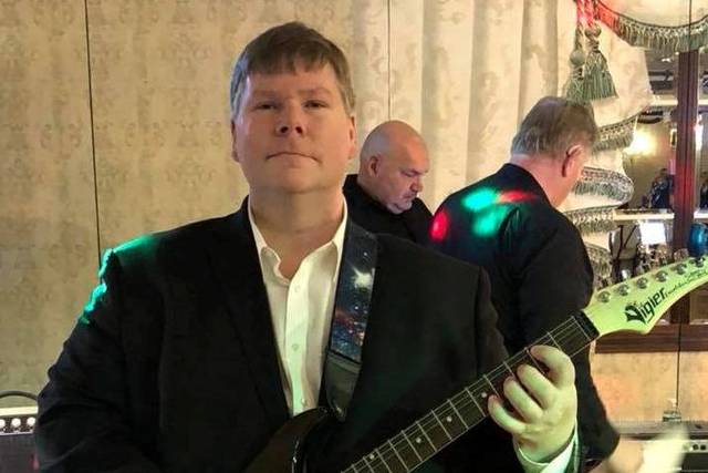 Wedding music guitarist