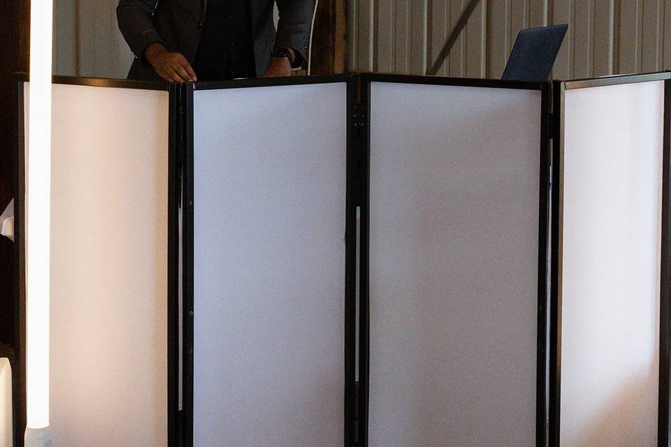 Long table
