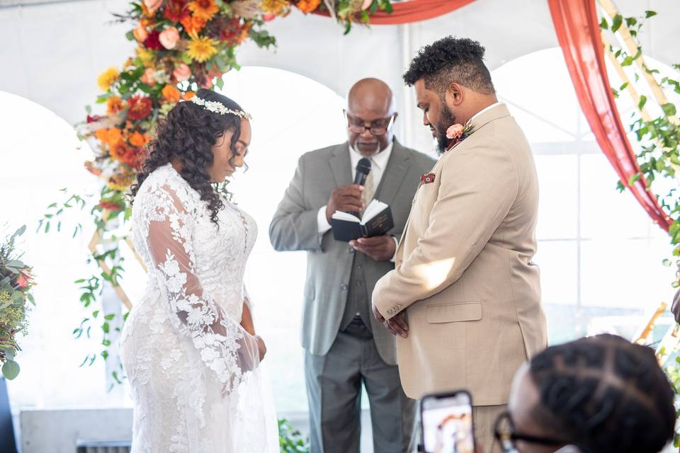 Officiant ceremony