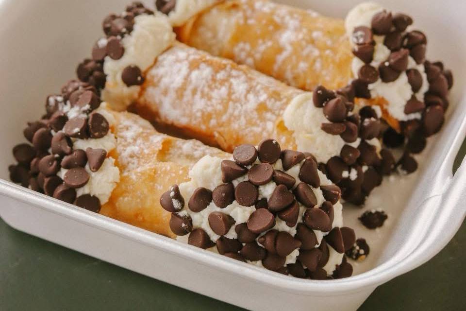 Cannolis