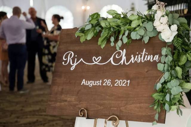 Personalized signage