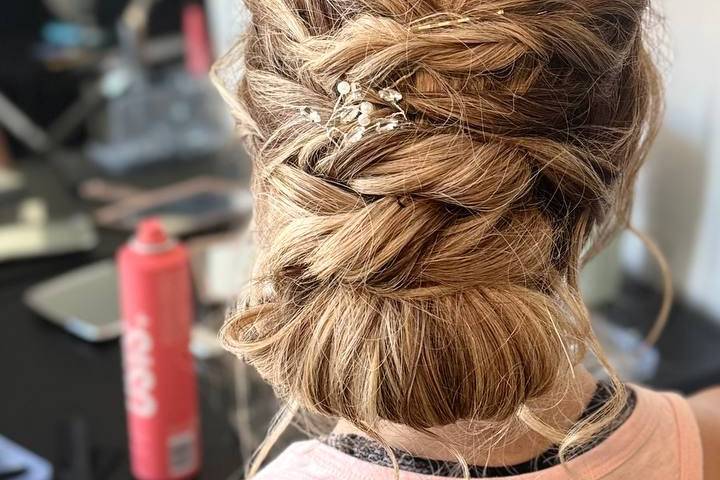 Bridal trial hair