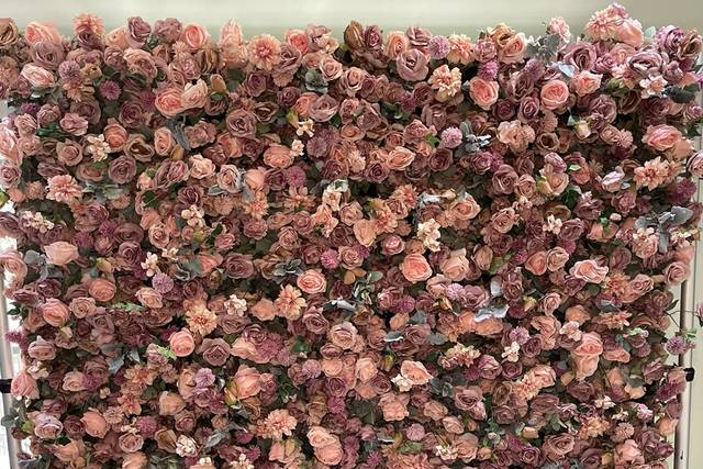 Lola Flower Wall