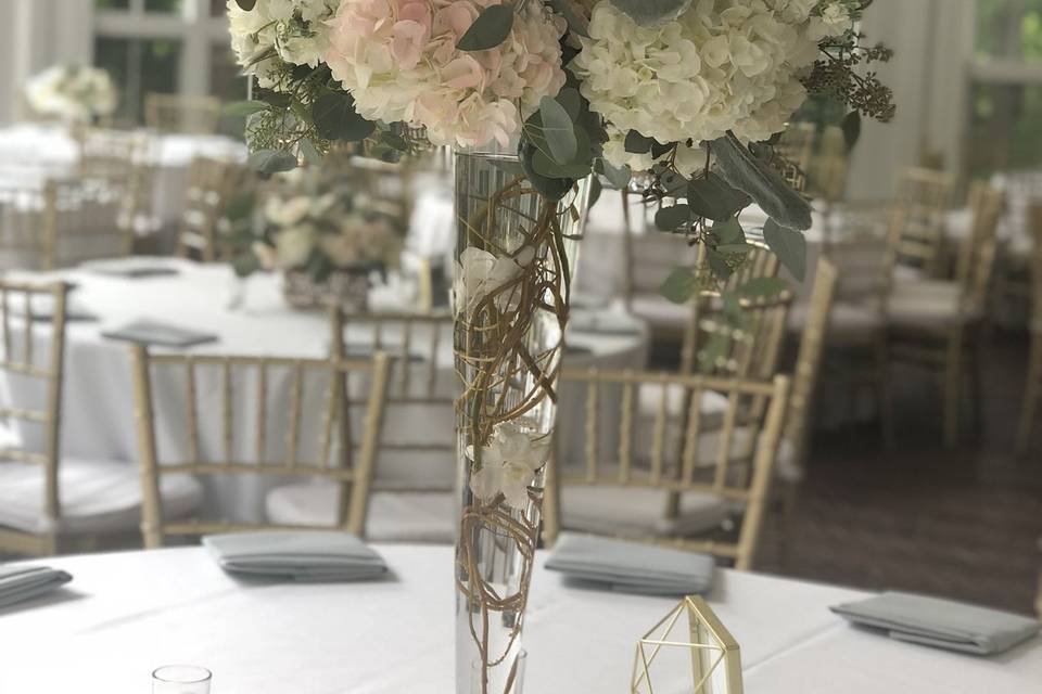 Tall centerpiece