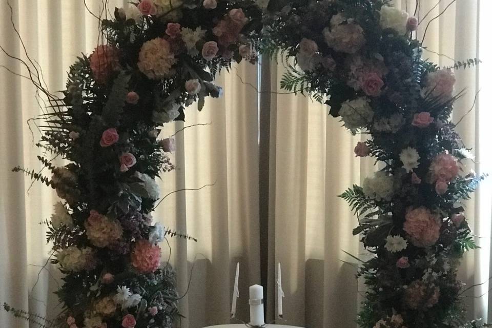 Full flower arch