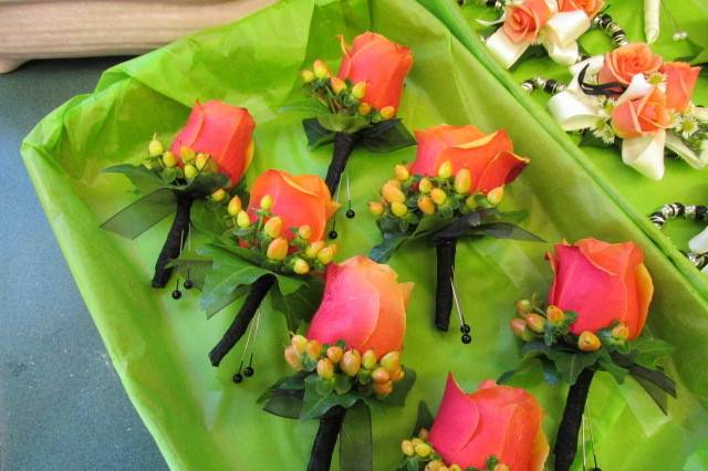 Boutonniere roses