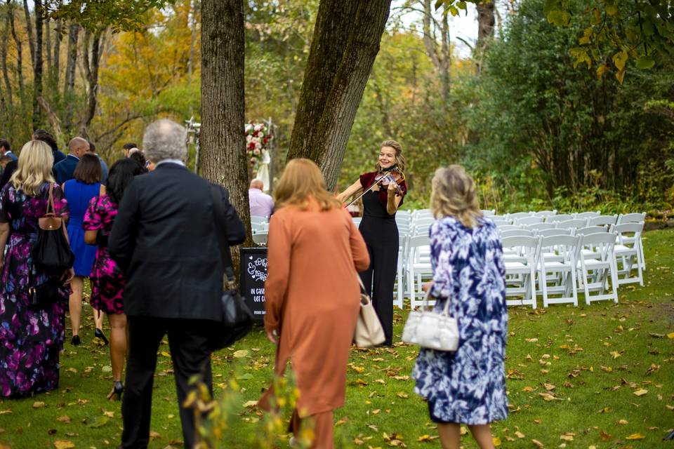 Welcoming Guests with 🎻