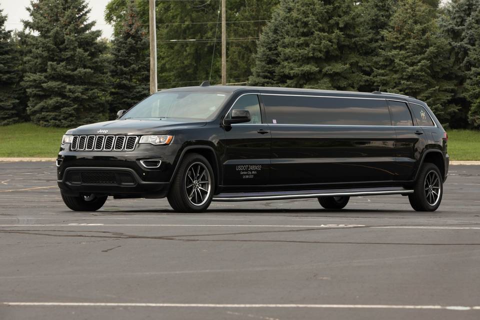 Jeep grand cherokee limo