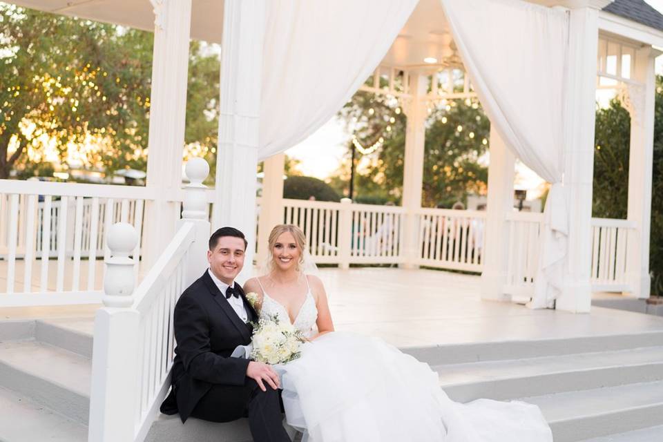 Jessica Ruiz and Logan Gilbert's Wedding Website - The Knot