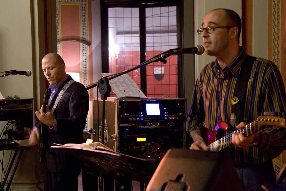 Guty & Simone - the Italian wedding musicians