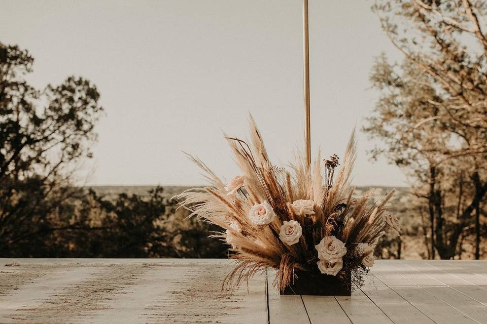 Floral basket