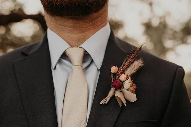 The groom's boutonniere