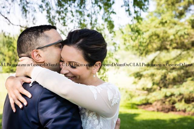 Intimate backyard wedding