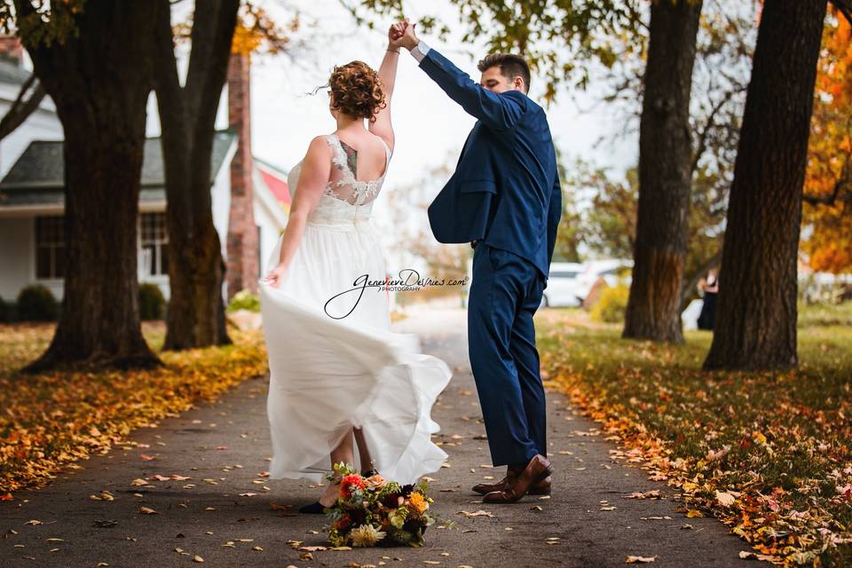 { Farm Wedding }