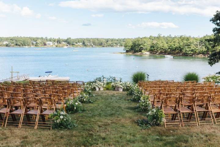 Aisle setup