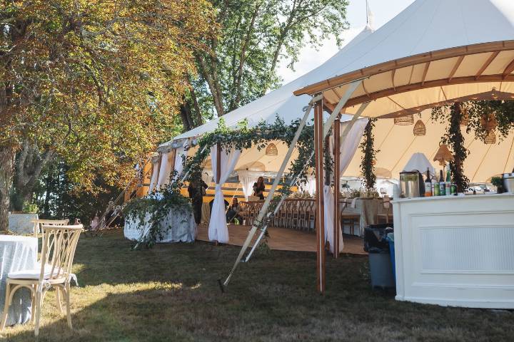 Reception tent
