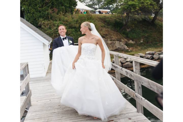 Dock wedding photos