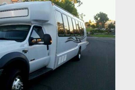 Aall In Limo & Party Bus