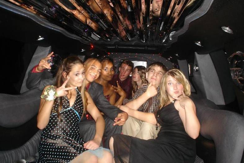 Aall In Limo & Party Bus