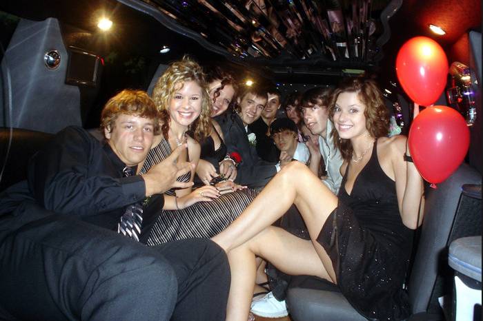 Aall In Limo & Party Bus