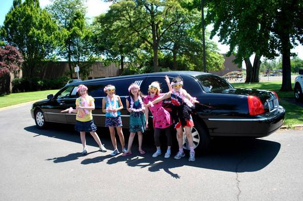 Aall In Limo & Party Bus