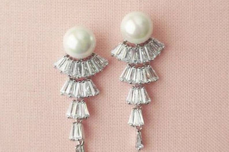 1920's style cz pearl earrings