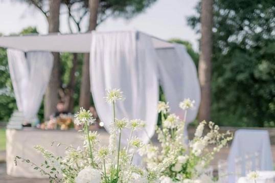 White flower wedding
