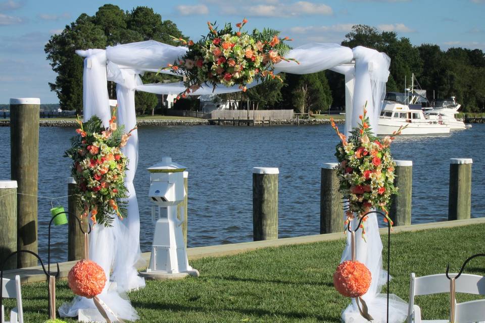 Raise Your Glass Floral & Event Design