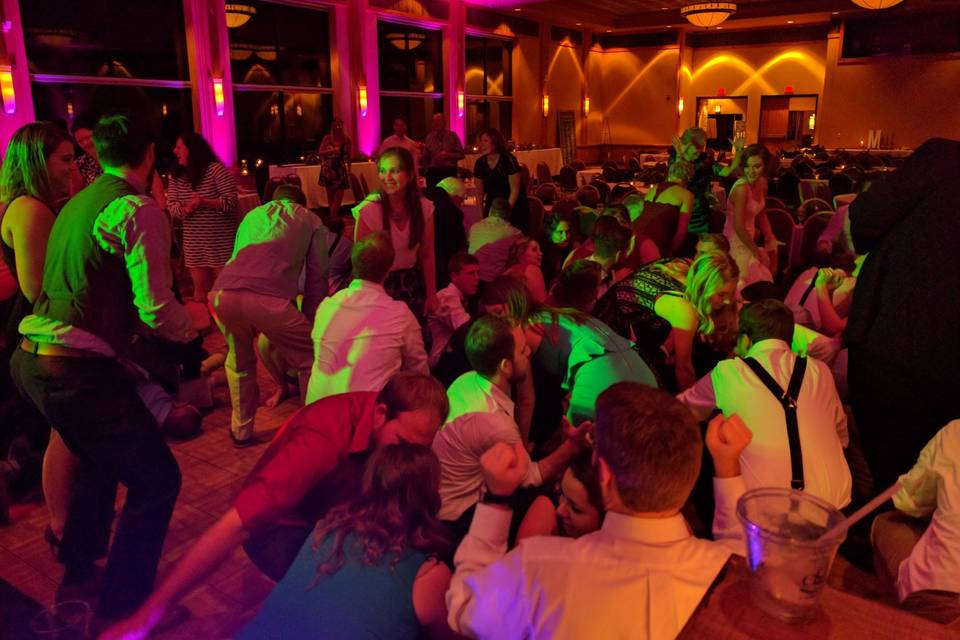 Celebrations Entertainment - Wedding DJ's, Photo Booths & Décor Lighting