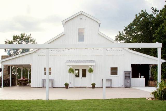 White wedding barn