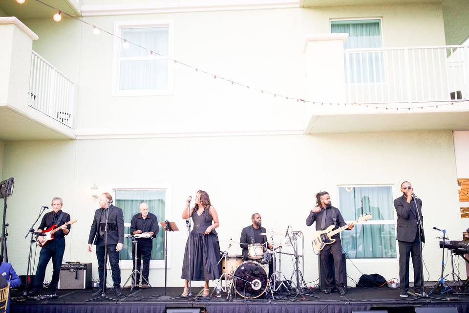 Live Band