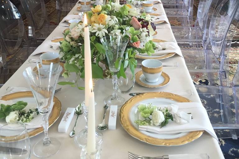 A table set up in the Dr