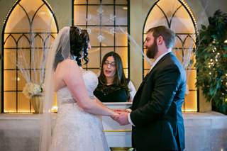 Lucie Lucerino, Ordained Wedding Officiant