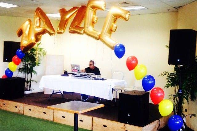 DJ set up