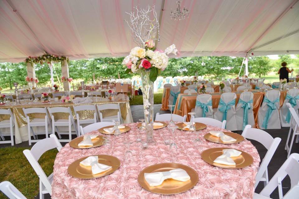 Pink and gold table setup